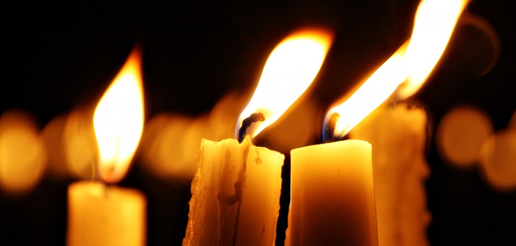 cropped-grottocandles